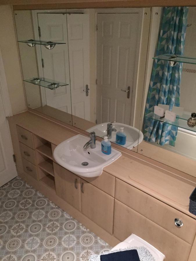 Beach Break Aberavon Holiday Home By The Sea Port Talbot Extérieur photo
