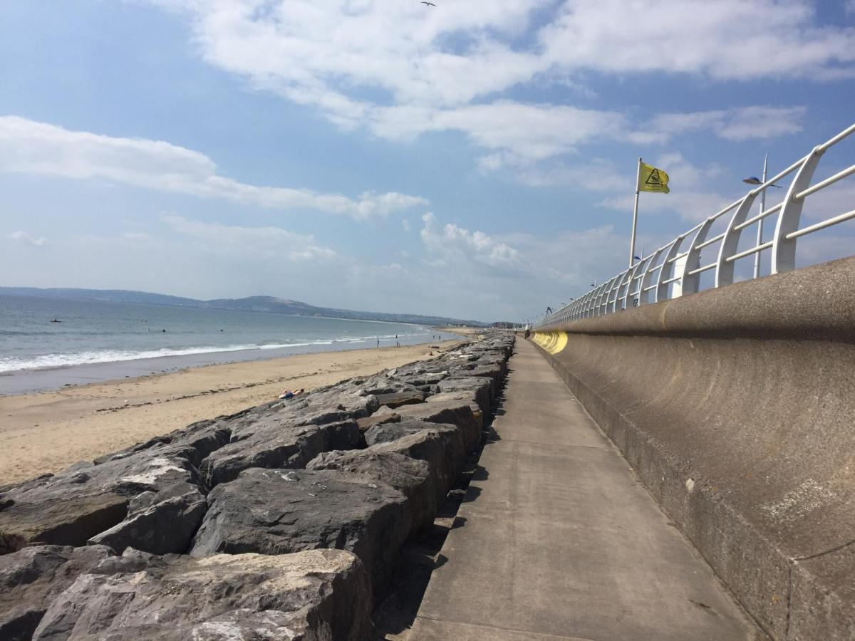 Beach Break Aberavon Holiday Home By The Sea Port Talbot Extérieur photo